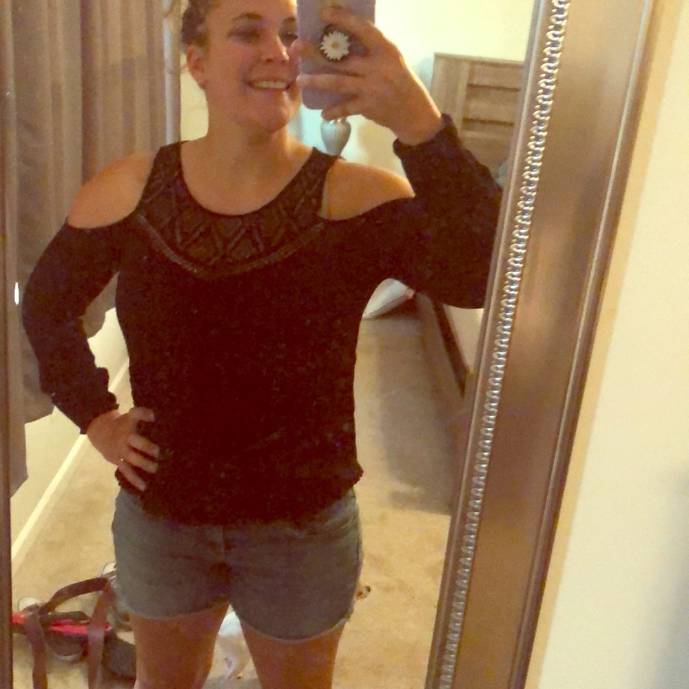 Black cold shoulder shirt